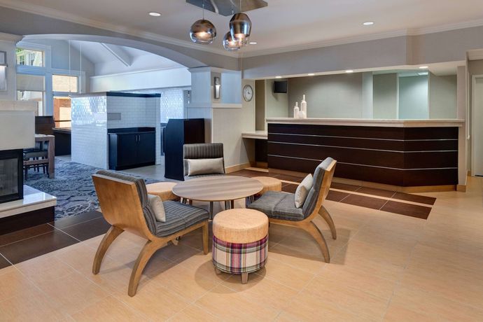 Imagen de los interiores del Hotel Sonesta Es Suites Atlanta Alpharetta North Point Mall. Foto 18