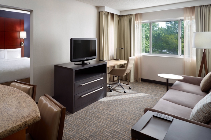 Imagen de la habitación del Hotel Sonesta Es Suites Atlanta Alpharetta Windward. Foto 9