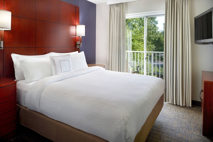 Imagen de la habitación del Hotel Sonesta Es Suites Atlanta Alpharetta Windward. Foto 11