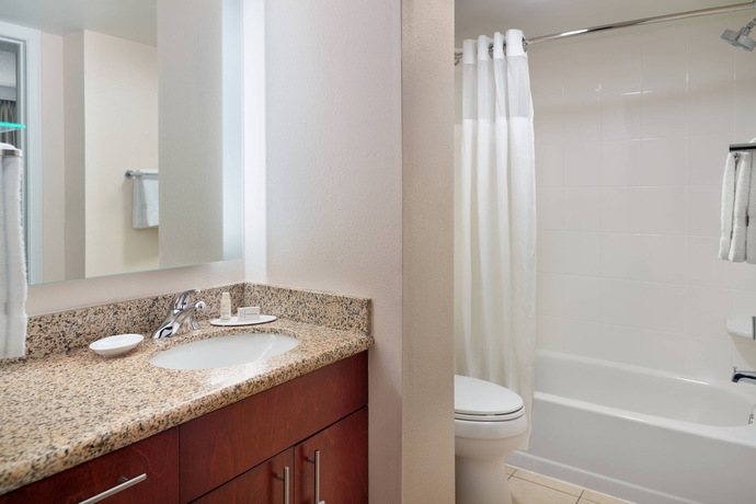 Imagen de la habitación del Hotel Sonesta Es Suites Atlanta Alpharetta Windward. Foto 12