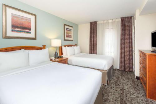 Imagen de la habitación del Hotel Sonesta Es Suites Atlanta - Perimeter Center. Foto 15