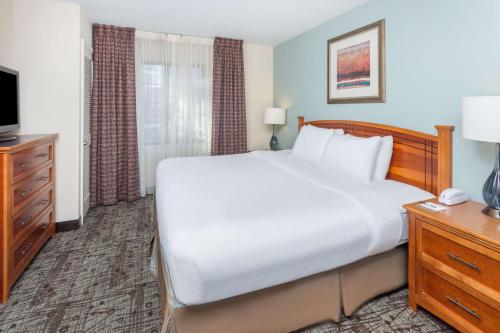 Imagen de la habitación del Hotel Sonesta Es Suites Atlanta - Perimeter Center. Foto 18