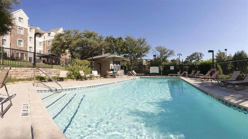 Imagen de la piscina del Hotel Sonesta Es Suites Austin The Domain Area. Foto 14