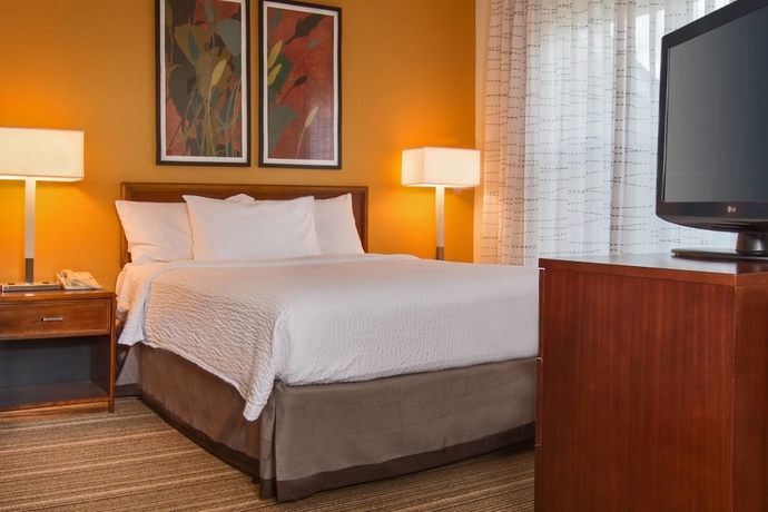 Imagen de la habitación del Hotel Sonesta Es Suites Charleston. Foto 11