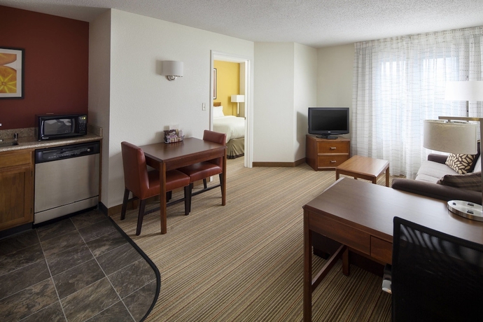 Imagen de la habitación del Hotel Sonesta Es Suites Charleston. Foto 13