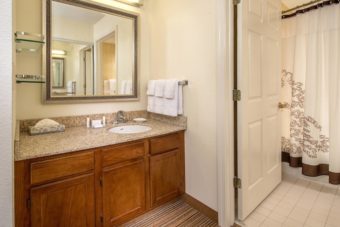 Imagen de la habitación del Hotel Sonesta Es Suites Charleston. Foto 14