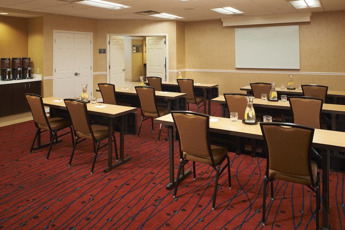 Imagen de los interiores del Hotel Sonesta Es Suites Chicago Waukegan Gurnee. Foto 16