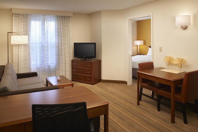 Imagen de la habitación del Hotel Sonesta Es Suites Chicago Waukegan Gurnee. Foto 14