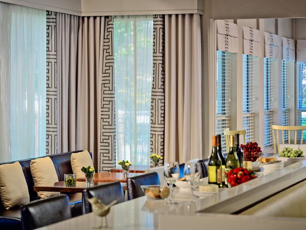 Imagen de los interiores del Hotel Sonesta Es Suites Cincinnati - Sharonville East. Foto 16