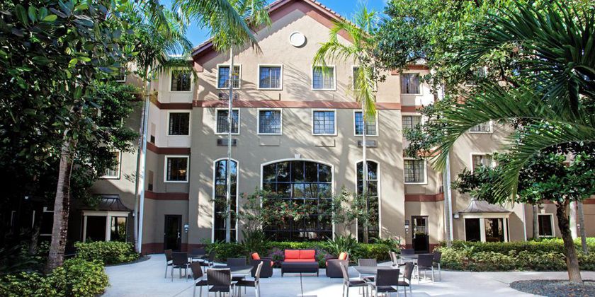 Imagen general del Hotel Sonesta Es Suites Fort Lauderdale Plantation. Foto 7