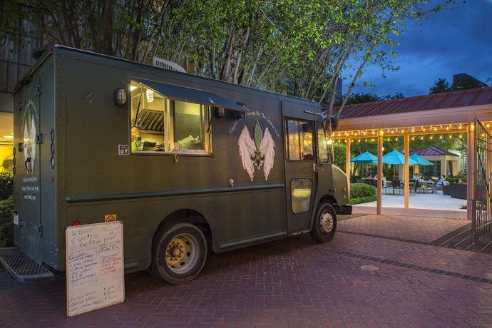 Imagen del bar/restaurante del Hotel Sonesta Es Suites New Orleans Convention Center. Foto 3