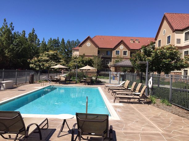 Imagen de la piscina del Hotel Sonesta Es Suites San Diego - Rancho Bernardo. Foto 19