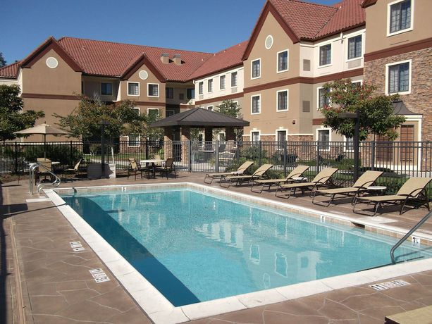 Imagen de la piscina del Hotel Sonesta Es Suites San Diego - Rancho Bernardo. Foto 20