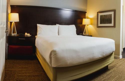 Imagen de la habitación del Hotel Sonesta Es Suites San Jose Airport. Foto 14
