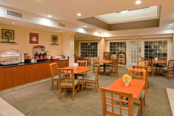 Imagen del bar/restaurante del Hotel Sonesta Es Suites Torrance Redondo Beach. Foto 2