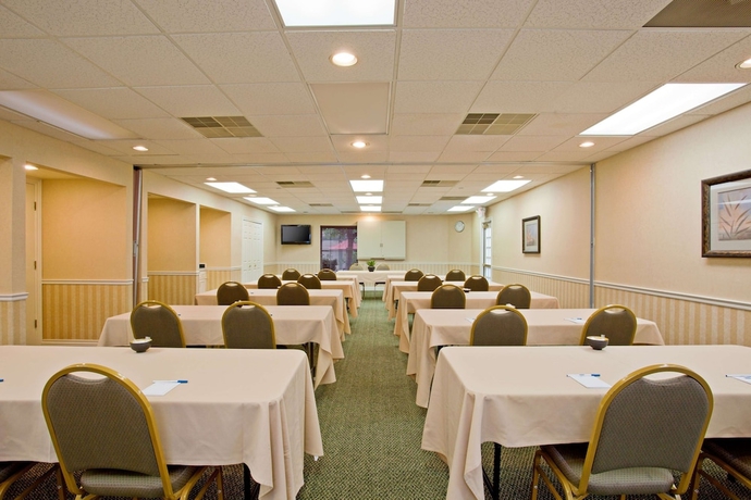 Imagen de los interiores del Hotel Sonesta Es Suites Torrance Redondo Beach. Foto 18