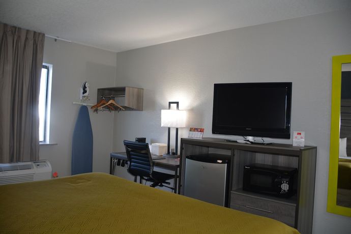 Imagen de la habitación del Hotel Sonesta Essential Des Moines. Foto 14
