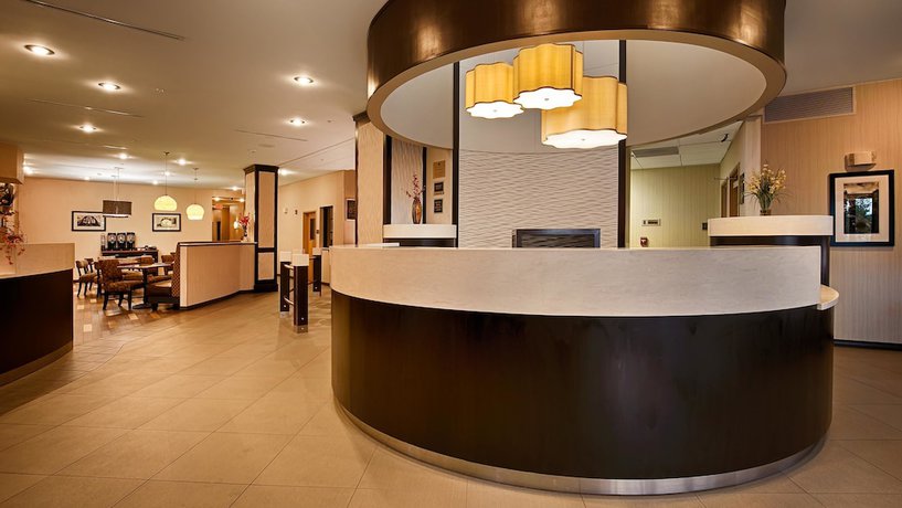 Imagen del bar/restaurante del Hotel Sonesta Essential Indianapolis Airport. Foto 4