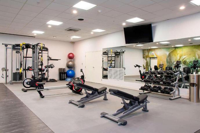 Imagen de los interiores del Hotel Sonesta Grand Rapids Airport. Foto 13