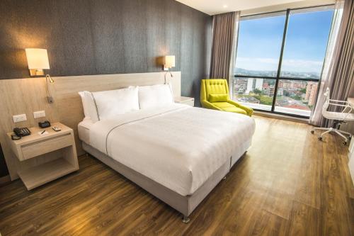 Imagen de la habitación del Hotel Sonesta Ibague. Foto 7