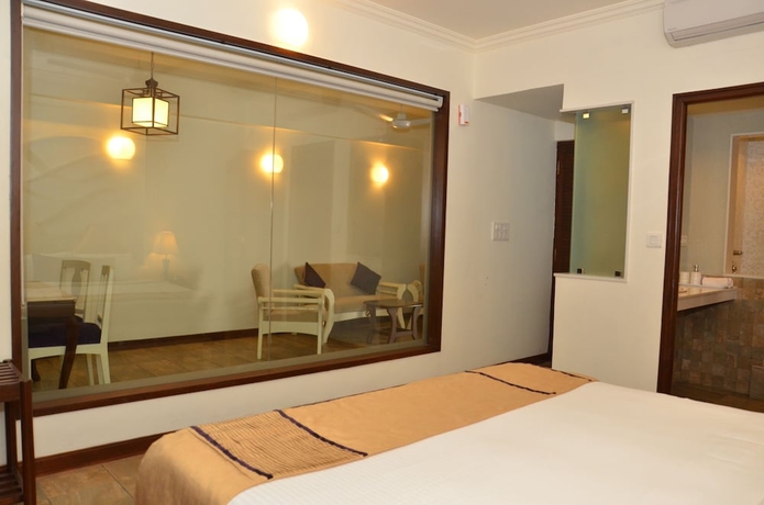 Imagen de la habitación del Hotel Sonesta Inn. Foto 7
