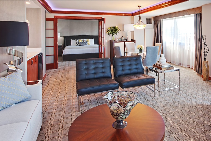 Imagen de la habitación del Hotel Sonesta Irvine. Foto 11