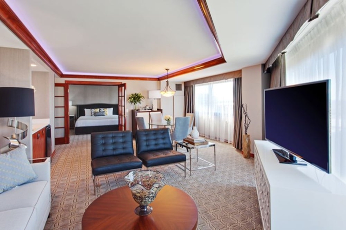 Imagen de la habitación del Hotel Sonesta Irvine. Foto 16