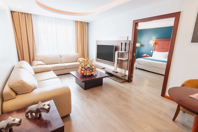 Imagen de la habitación del Hotel Sonesta Loja. Foto 9