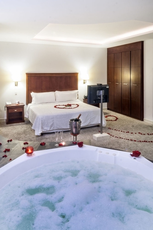 Imagen de la habitación del Hotel Sonesta Loja. Foto 13