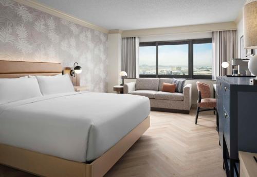 Imagen de la habitación del Hotel Sonesta Los Angeles Airport Lax. Foto 17