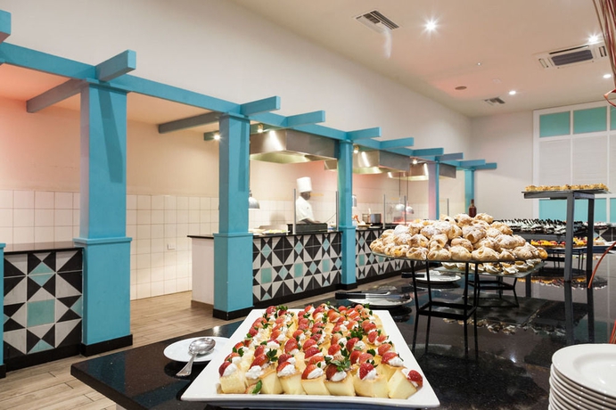 Imagen del bar/restaurante del Hotel Sonesta Maho Beach All Inclusive Resort Casino and Spa. Foto 8