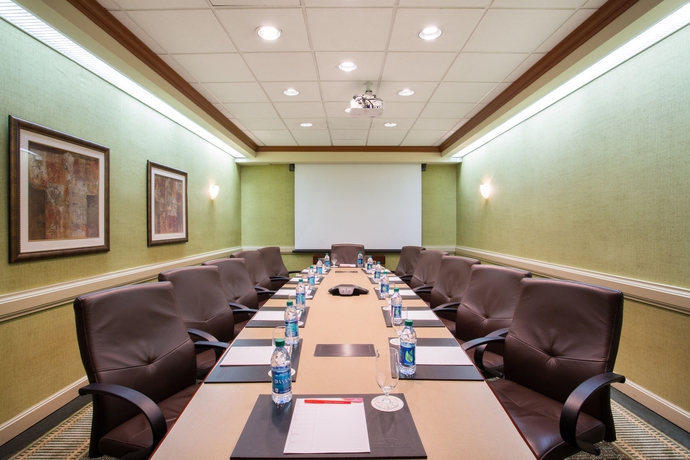 Imagen de los interiores del Hotel Sonesta Miami Airport. Foto 9