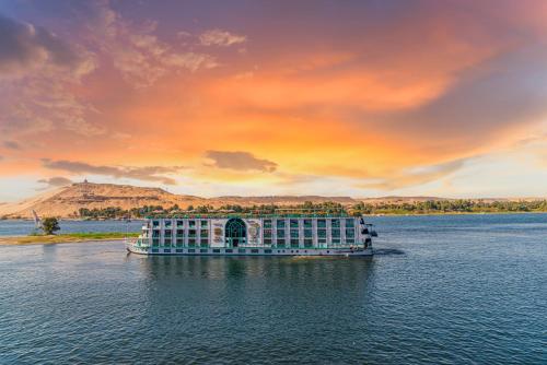 Imagen de la habitación del Hotel Sonesta Moon Goddess Cruise Ship From Luxor to Aswan - 04 & 07 nights Every Monday. Foto 20