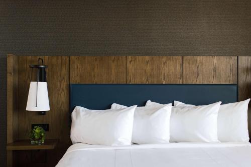 Imagen de la habitación del Hotel Sonesta Nashville Airport. Foto 15