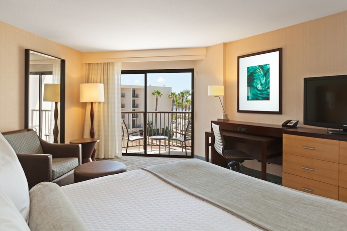 Imagen de la habitación del Hotel Sonesta Redondo Beach and Marina. Foto 8