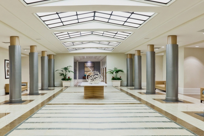 Imagen de los interiores del Hotel Sonesta Redondo Beach and Marina. Foto 14