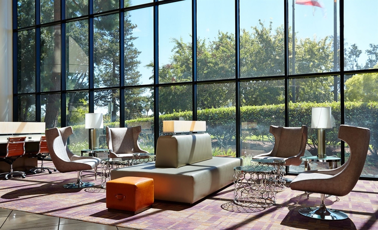 Imagen de los interiores del Hotel Sonesta San Jose - Milpitas. Foto 9