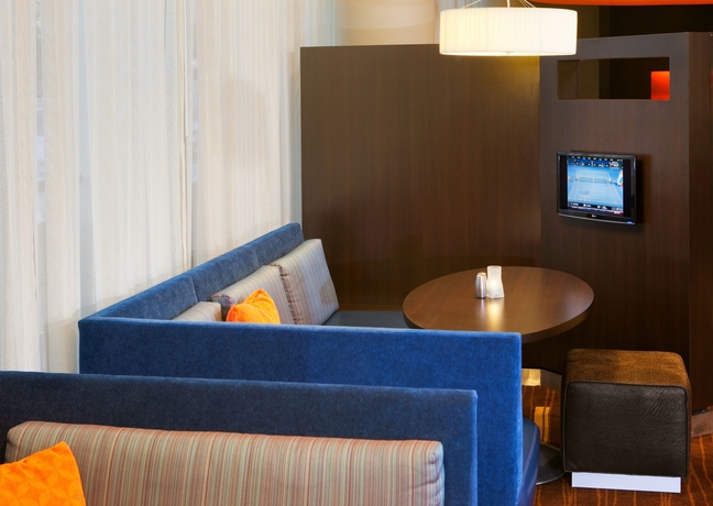 Imagen de los interiores del Hotel Sonesta Select Atlanta Cumberland Galleria. Foto 10