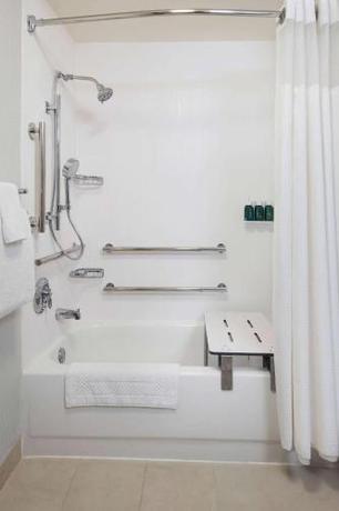 Imagen de la habitación del Hotel Sonesta Select Boston Danvers. Foto 16