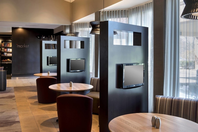 Imagen del bar/restaurante del Hotel Sonesta Select Boston Milford. Foto 8