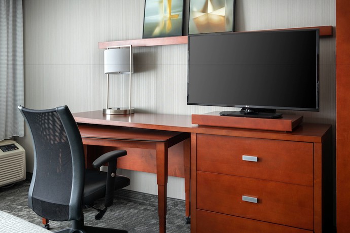 Imagen de la habitación del Hotel Sonesta Select Camarillo. Foto 11