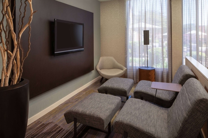 Imagen de los interiores del Hotel Sonesta Select Chattanooga Hamilton Place. Foto 13