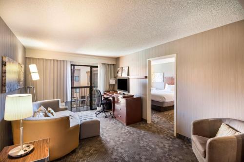 Imagen de la habitación del Hotel Sonesta Select Huntington Beach Fountain Valley. Foto 7