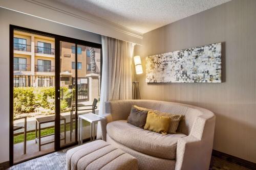 Imagen de la habitación del Hotel Sonesta Select Huntington Beach Fountain Valley. Foto 9