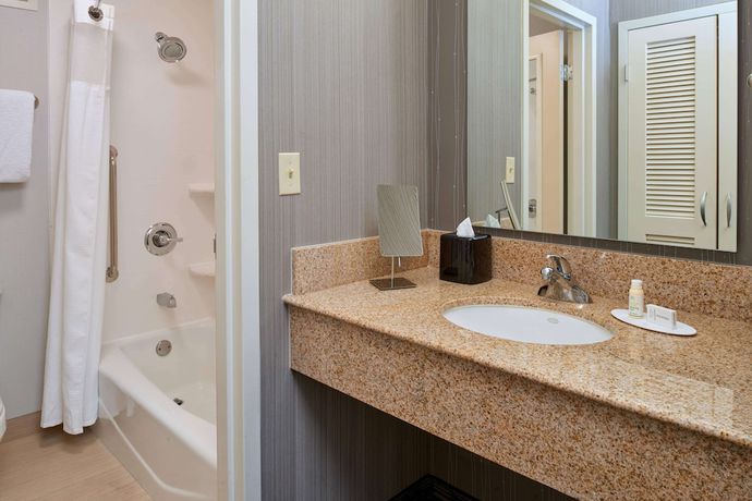 Imagen de la habitación del Hotel Sonesta Select Indianapolis Carmel. Foto 7