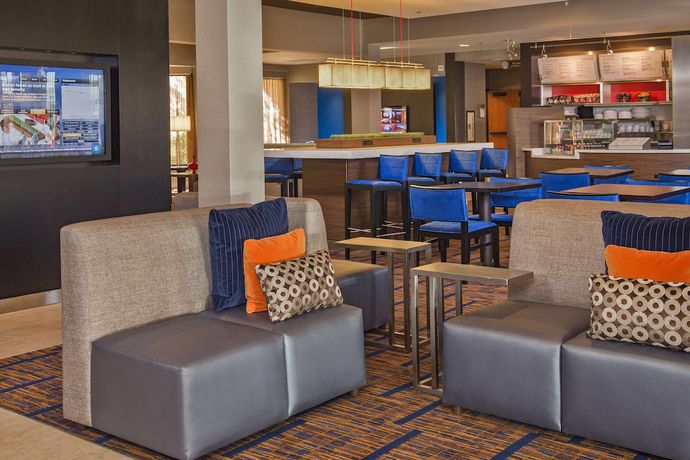 Imagen de los interiores del Hotel Sonesta Select Philadelphia Airport. Foto 7