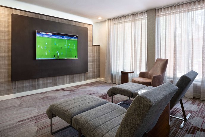 Imagen de los interiores del Hotel Sonesta Select Phoenix Camelback. Foto 17
