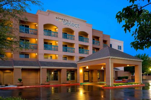 Imagen general del Hotel Sonesta Select Pleasant Hill. Foto 12