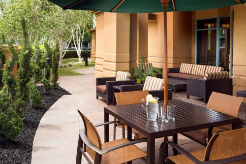 Imagen general del Hotel Sonesta Select Pleasant Hill. Foto 10
