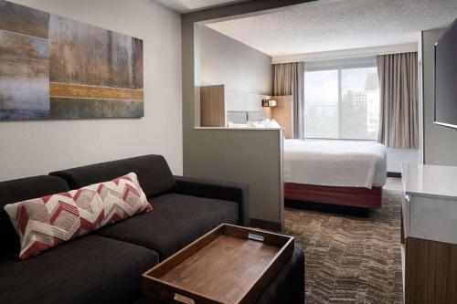 Imagen de la habitación del Hotel Sonesta Select Seattle Renton Suites. Foto 17